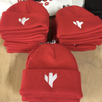 Flocage sur bonnet rouge