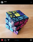 Sticker mini format vinyle sur rubix cube à personnaliser
